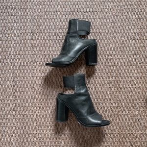 Dolce Vita Leather Shoes